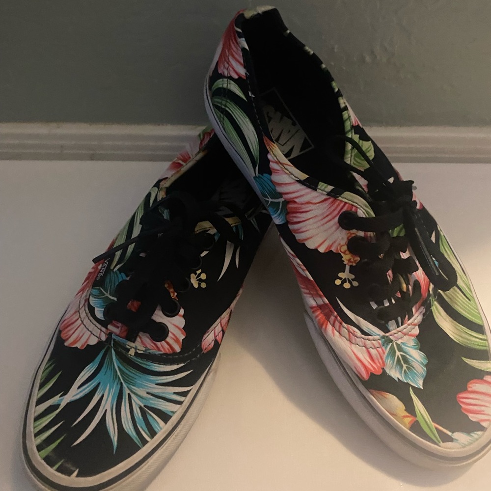 Hawaiian style vans